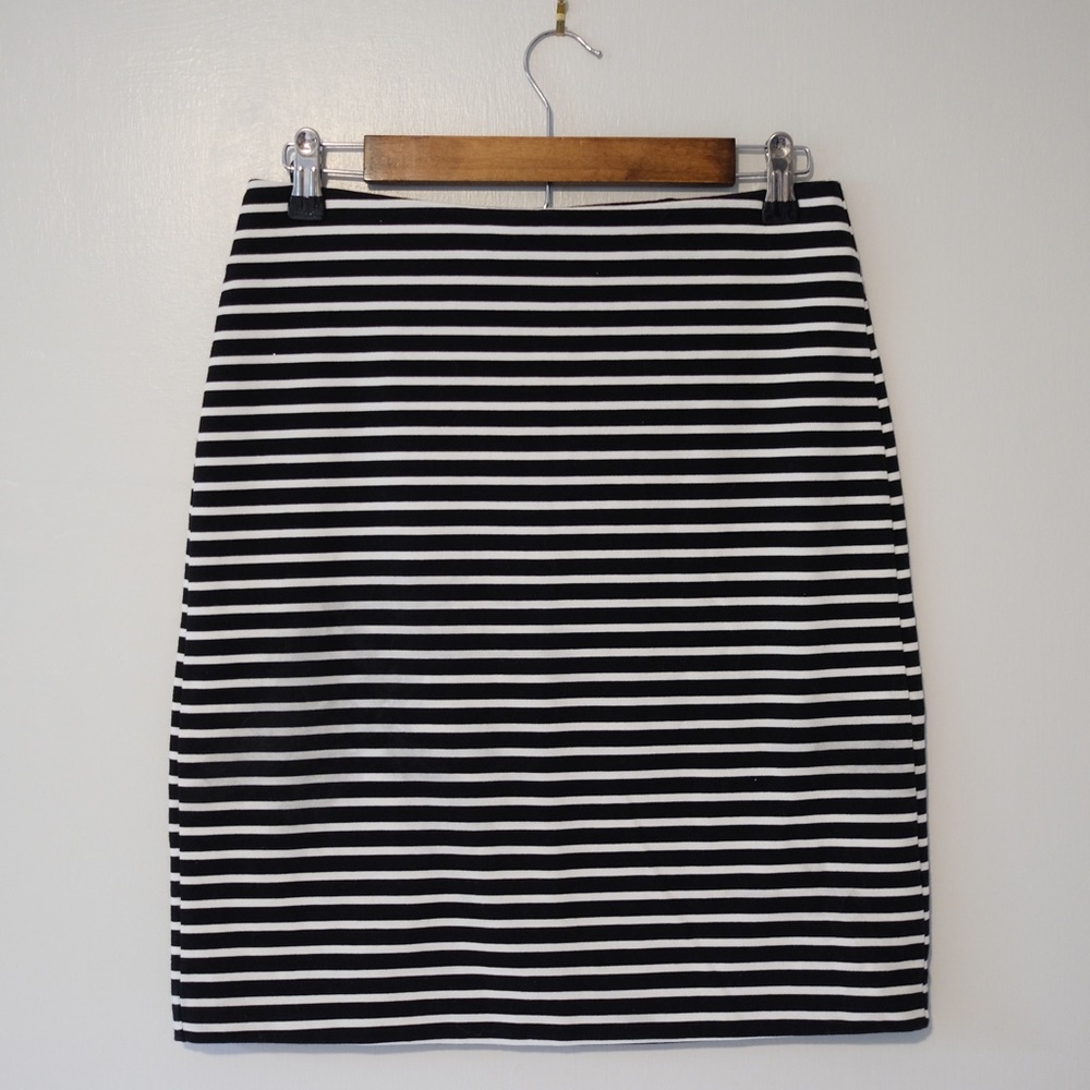 Old Navy Striped Skirt